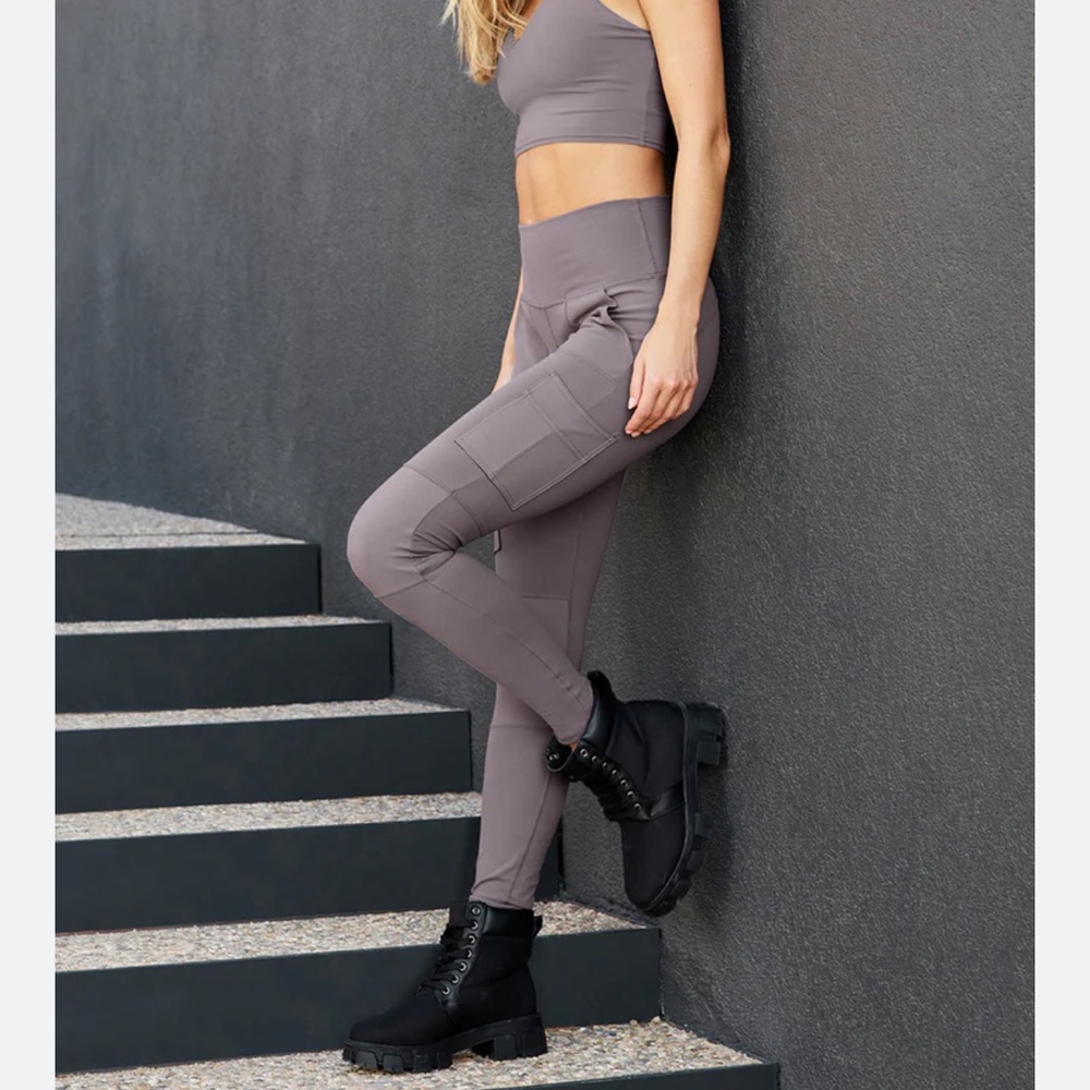 ALO Gray Cargo Leggings | S